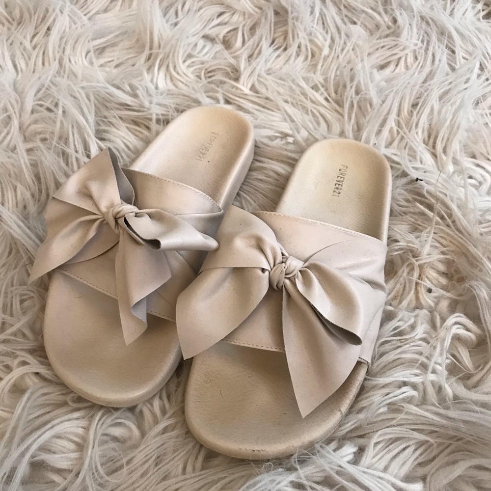 Forever 21 Bow Slides